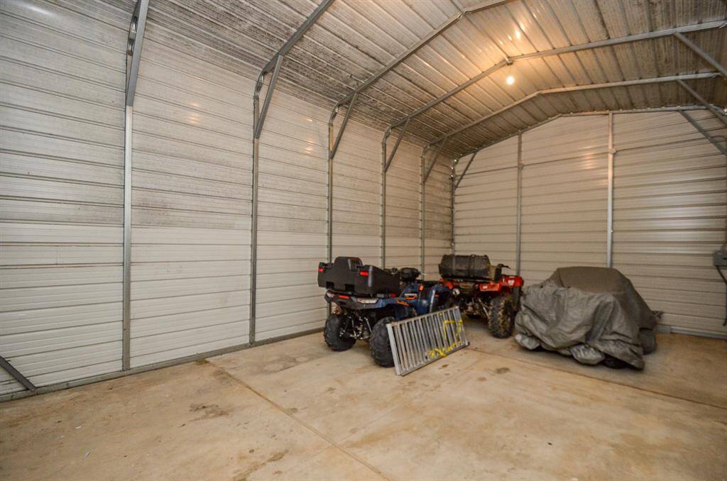 Workshop/Garage