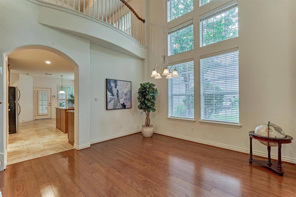 Plenty of windows shower the living areas with so much natural light!