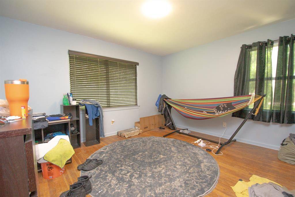 Original Photo - 3rd Bedroom