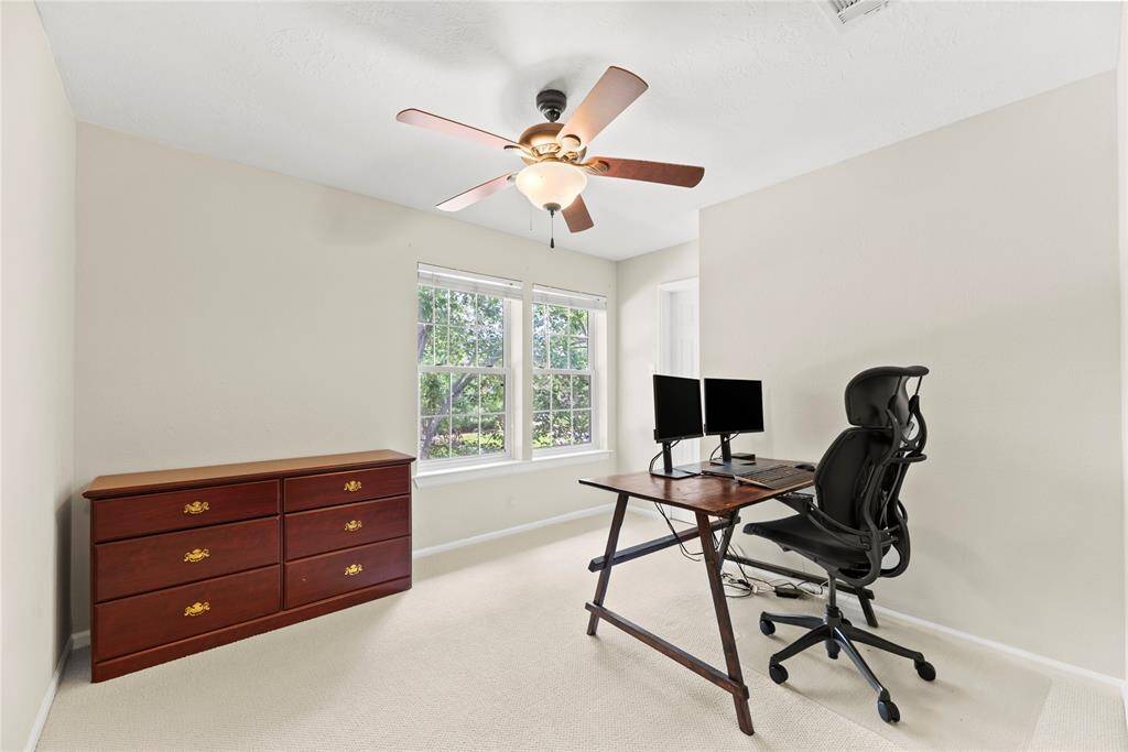 Here is your 4th Bedroom.