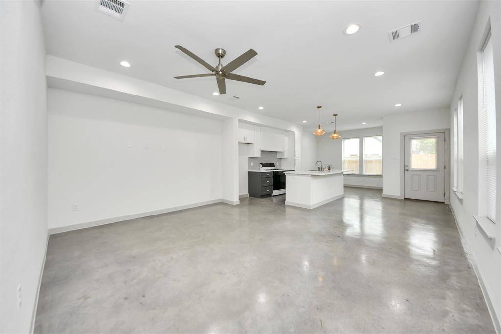 KITCHEN AREA OPEN TO LIVING