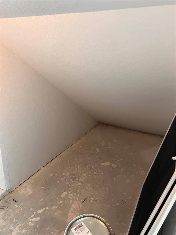 Lit storage
