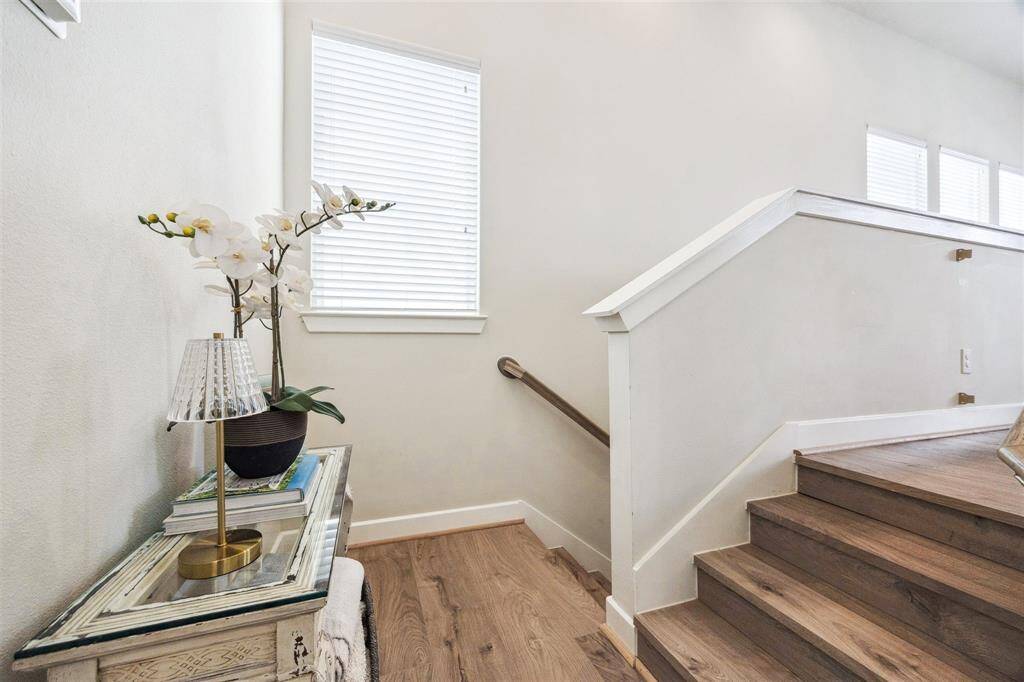 Landing between first and second floors