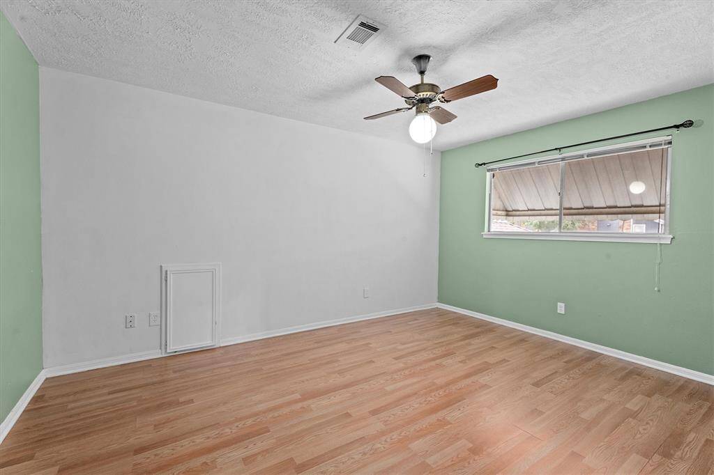 Upstairs bedroom