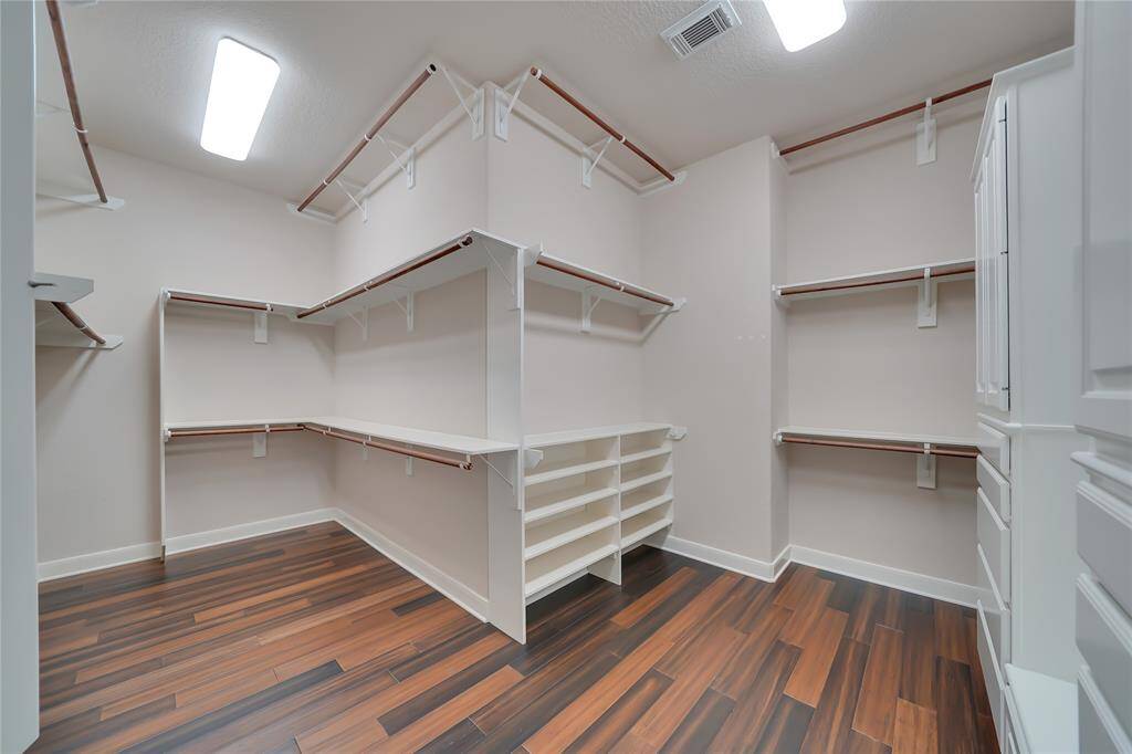 And! Check out this closet!!