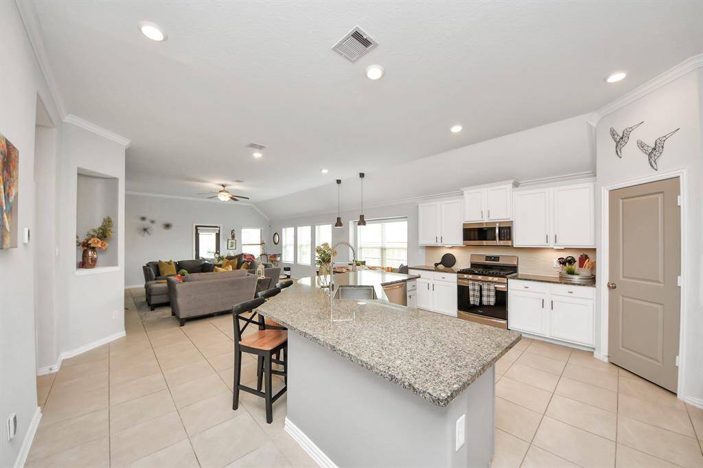 The definition of open concept!