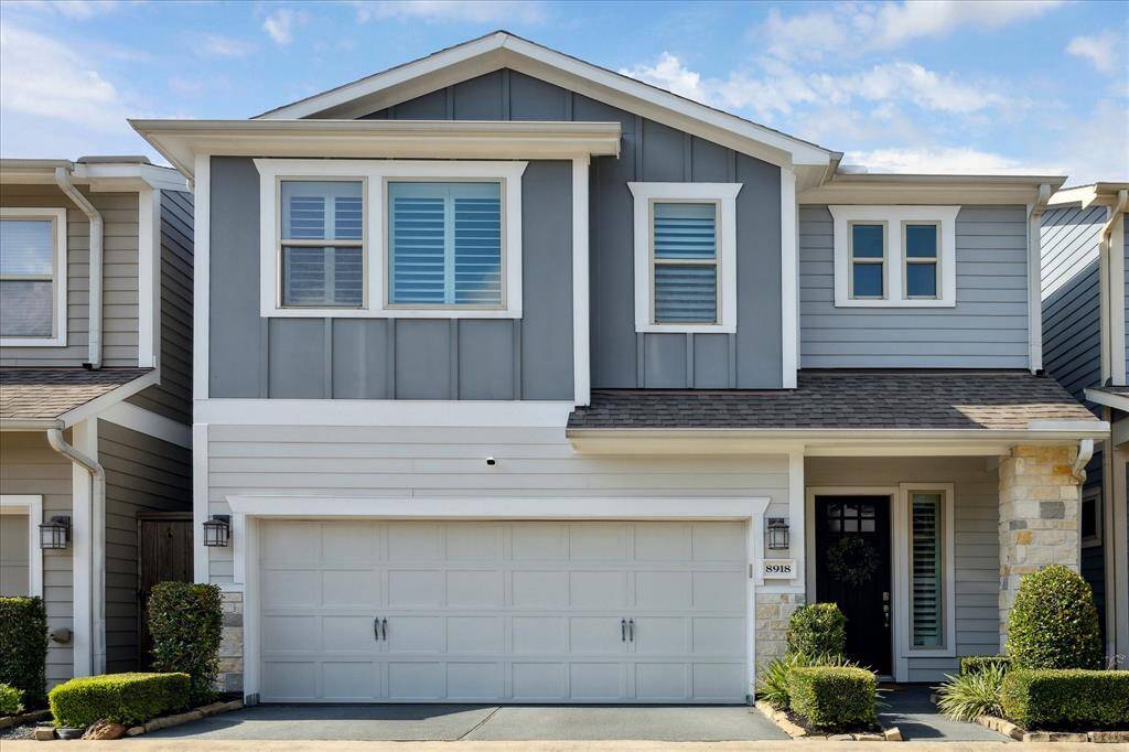 Welcome to 8918 Aventino Way—this 3-bedroom, 3.5-bath home offers sought-after first floor living in the heart of Spring Branch. Stylish curb appeal, spacious interiors, and a functional layout make this a must-see!