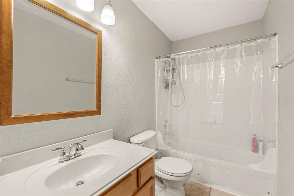 Secondary bath is perfectly situated upstairs between secondary bedrooms.
