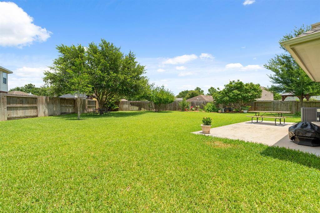 Huge 10k+ square foot lot creates amazing space for any kind of outdoor activities.
