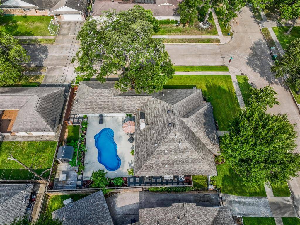 Ariel view :4.