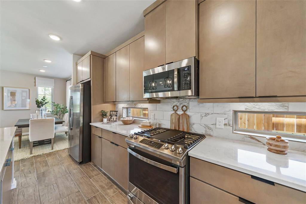 Photos are REPRESENTATIVE of the home /floor plan and are NOT of the actual home.  Selections, features, and room options may vary.  For more info, contact Chesmar Homes.