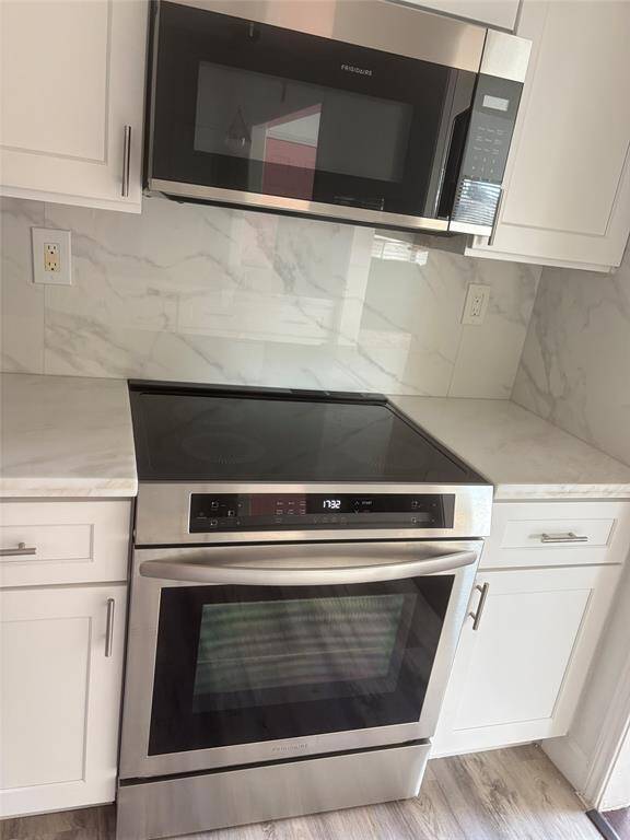 Oven and microwave