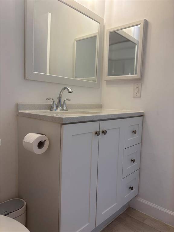 Bathroom vanity