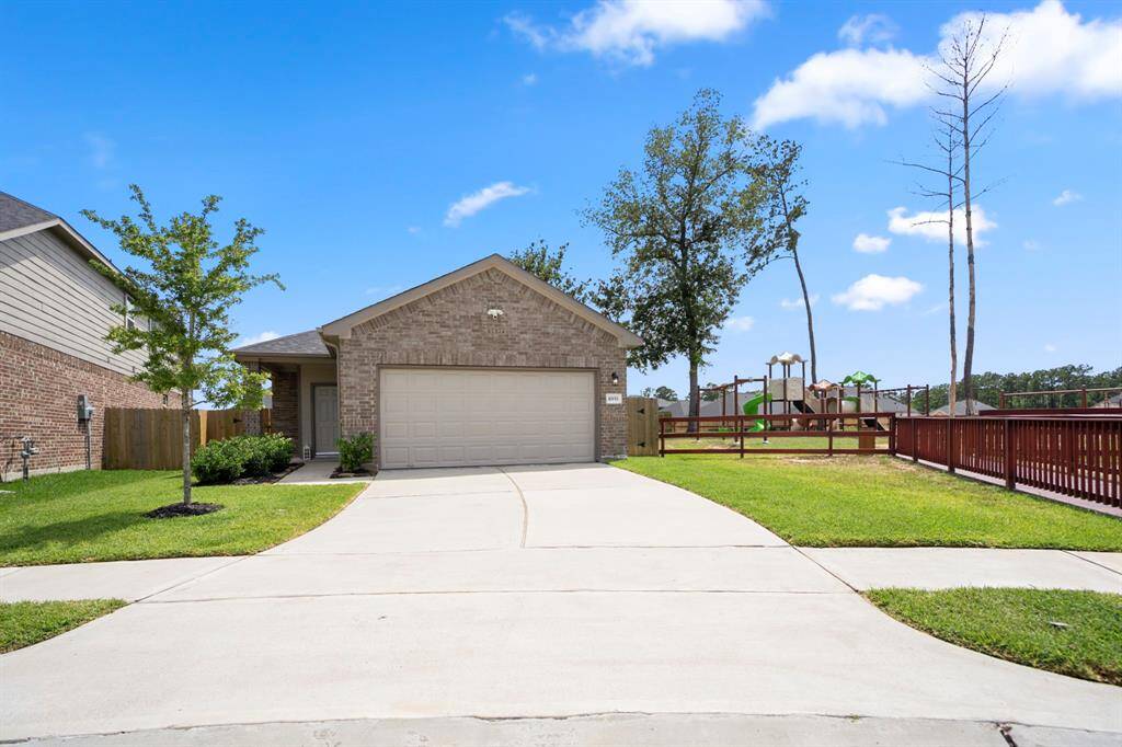 Welcome home to a prime corner lot with no side neighbors—just a community park next door and extra room to breathe. From the upgraded features inside to the peaceful outdoor setting, this home checks all the boxes.