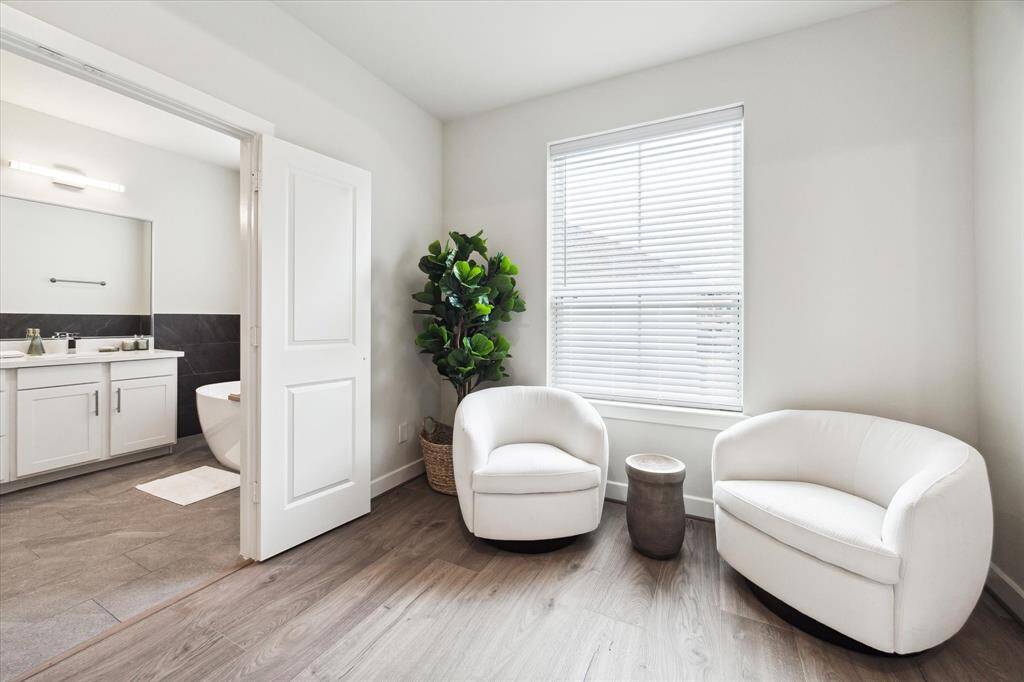 **Not of actual home, photos of another recently completed home within same community with similar plan & finishes**