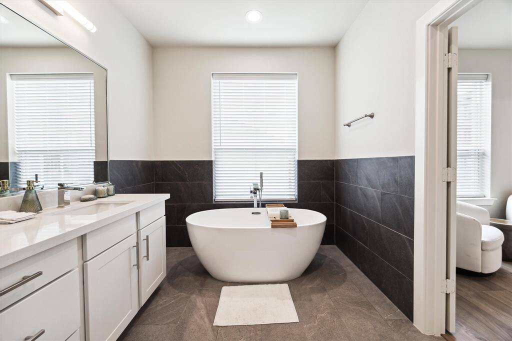 **Not of actual home, photos of another recently completed home within same community with similar plan & finishes**
