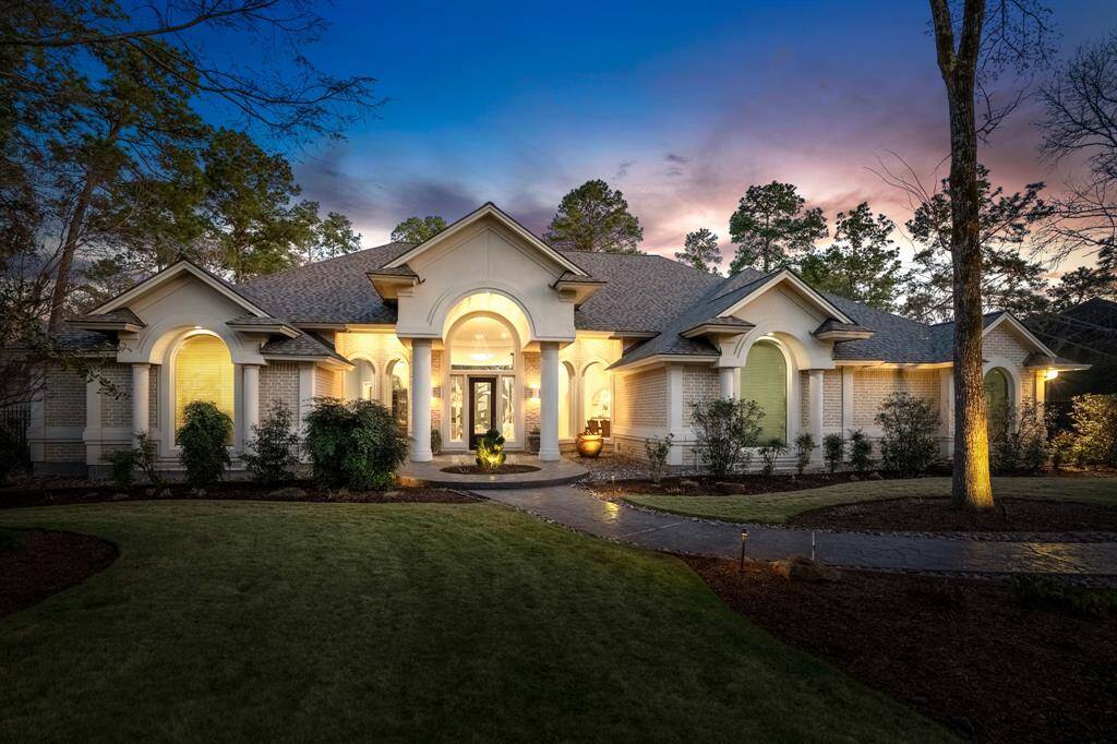 Imagine arriving at your sanctuary, a place of tranquility and elegance where you can unwind and enjoy the finest comforts of home. The home is equipped with a multitude of smart home technology features to make life easy!