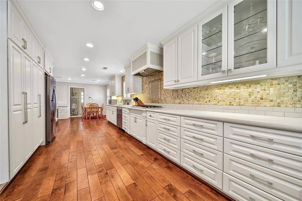 View of kitchen :2.