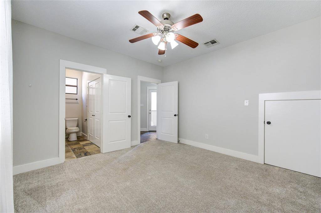 Perfect for guests or multigenerational living, this private retreat includes a well-appointed en-suite bathroom, providing convenience and comfort.