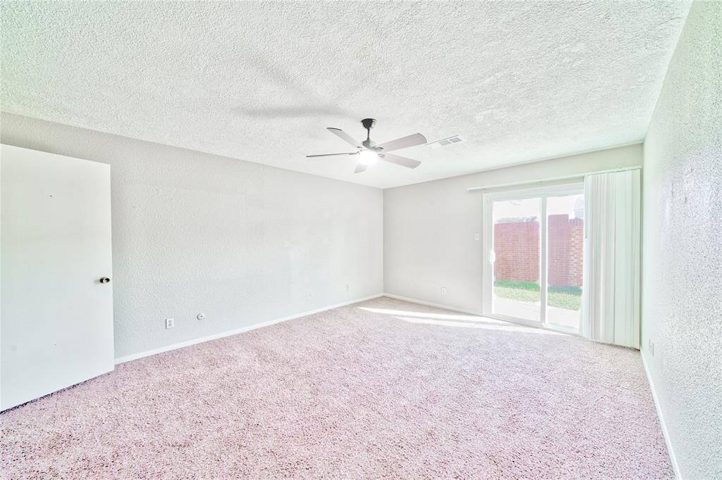 Large Primary Bedroom