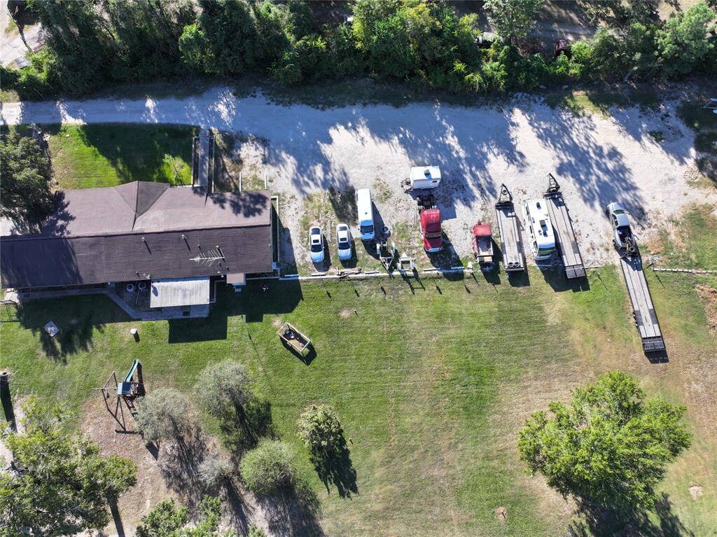 1 story home, 2 Metal Buildings on over 3 Acres!