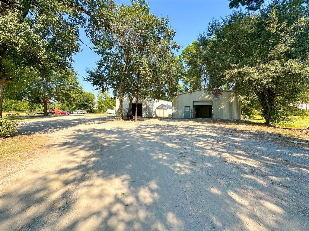 THERE ARE 2 METAL BUILDINGS IN THE PROPERTY