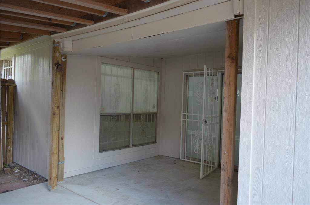 PATIO AREA