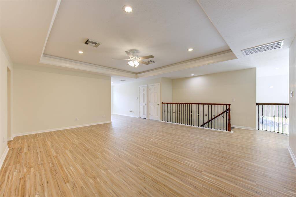 Second floor (Game room)