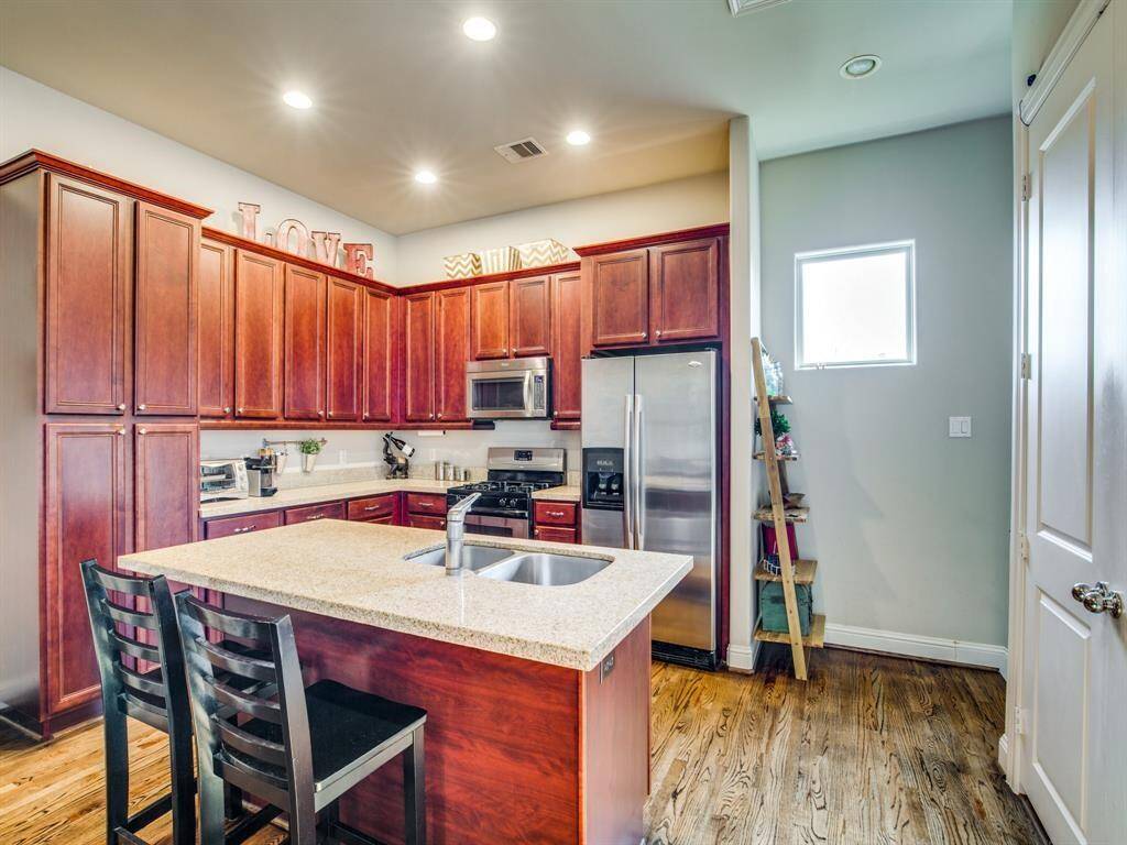 A full view of the kitchen.