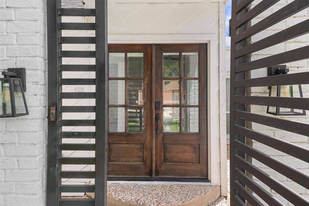 Enter thru the secure gates.  Great security for children as they play in the courtyard beyond.