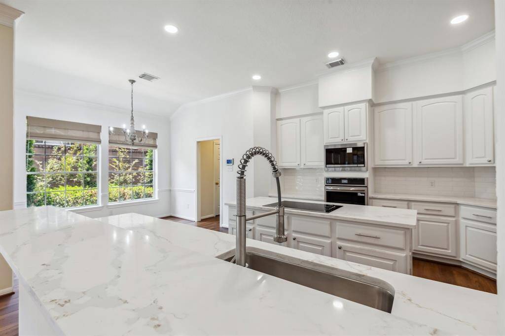 Newly remodeled kitchen!!