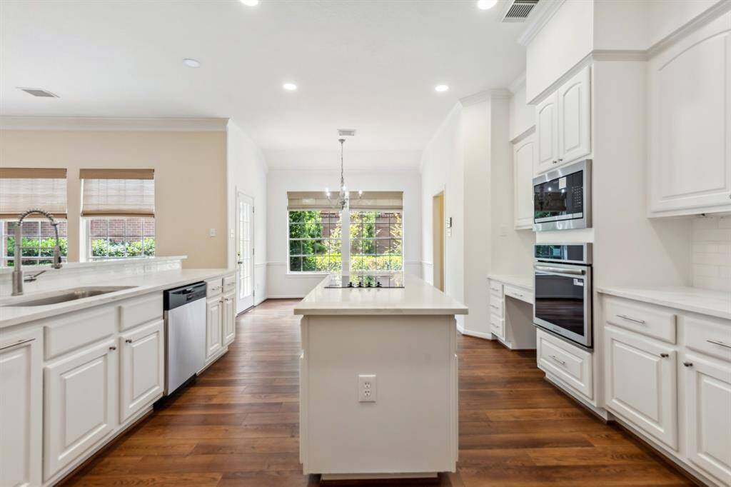 Newly remodeled kitchen!!