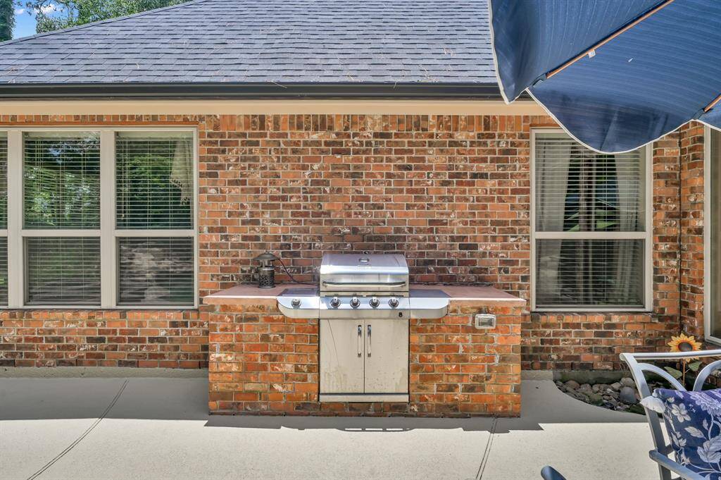 Bricked in Grill is Perfect for Outdoor Cooking.