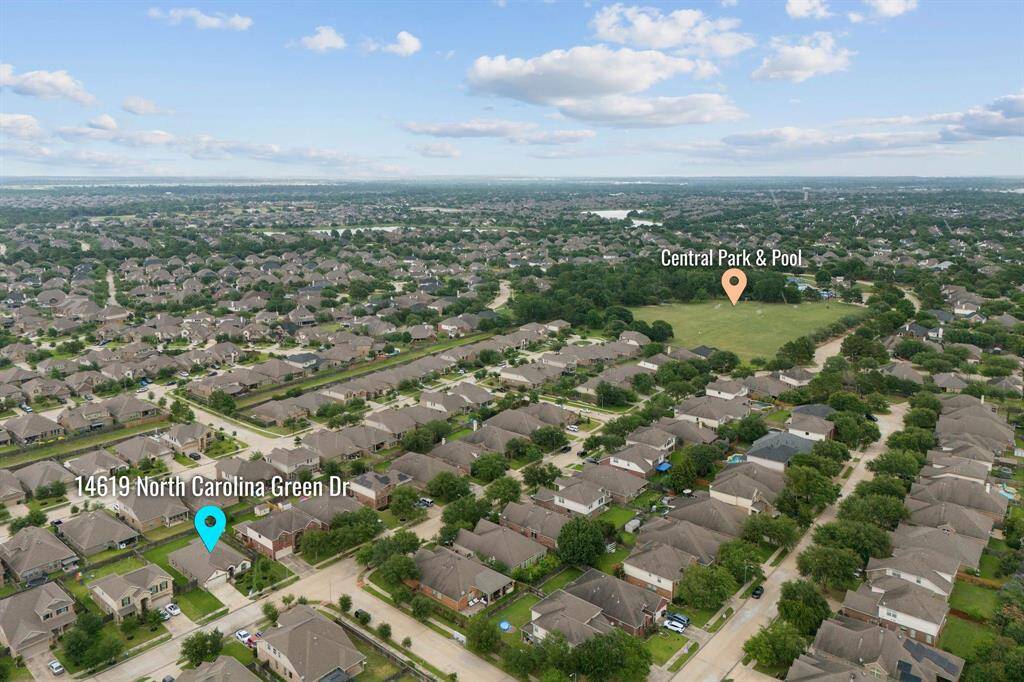 The largest neighborhood park and community pool are within a short distance