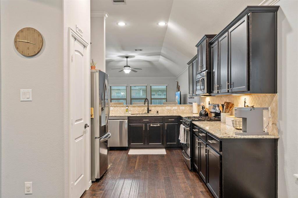 Spacious chef's kitchen. Existing refrigerator will be removed from property and replaced.