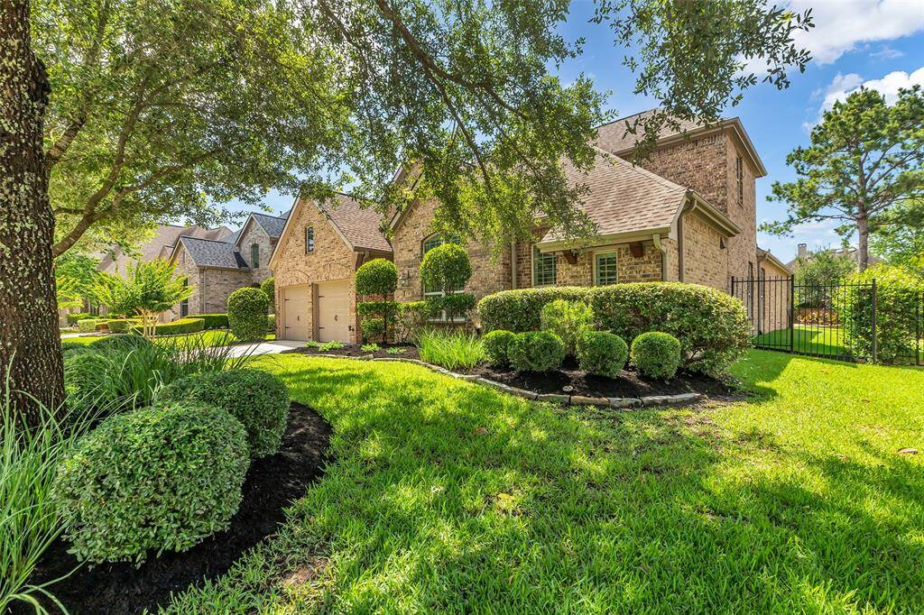 Freshly landscaped with great curb appeal