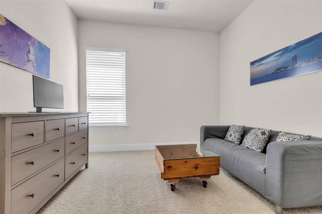 One of the 4 secondary bedrooms on the first floor