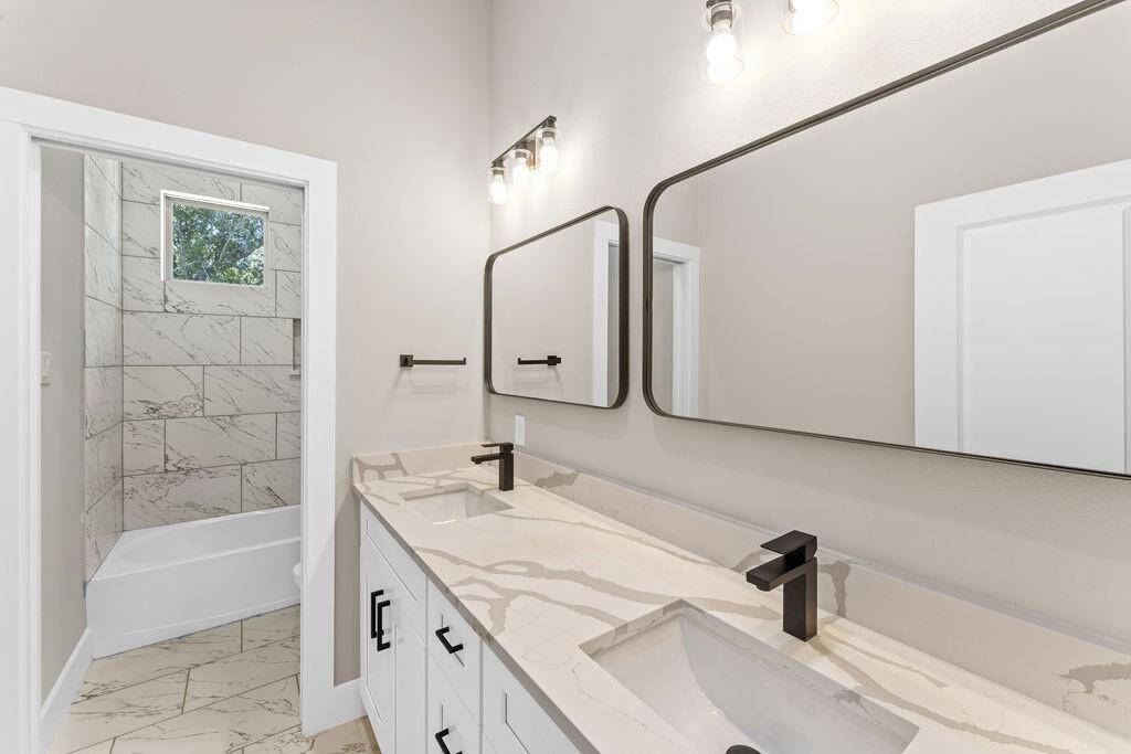 Secondary Bath