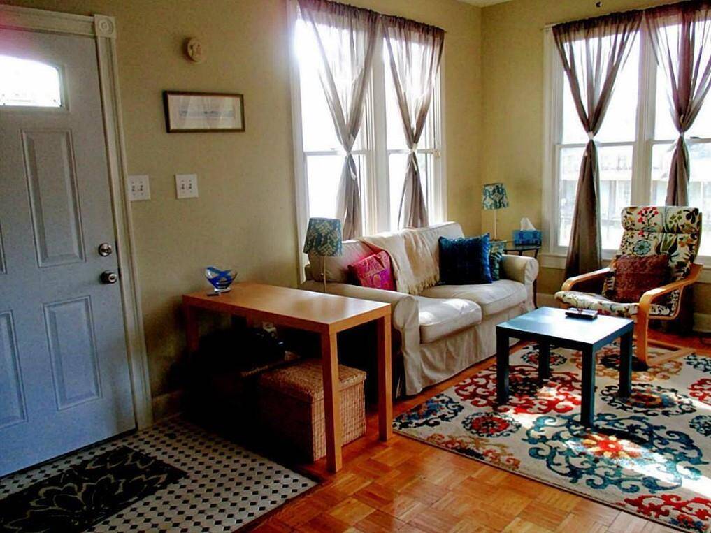Garage apartment :2.