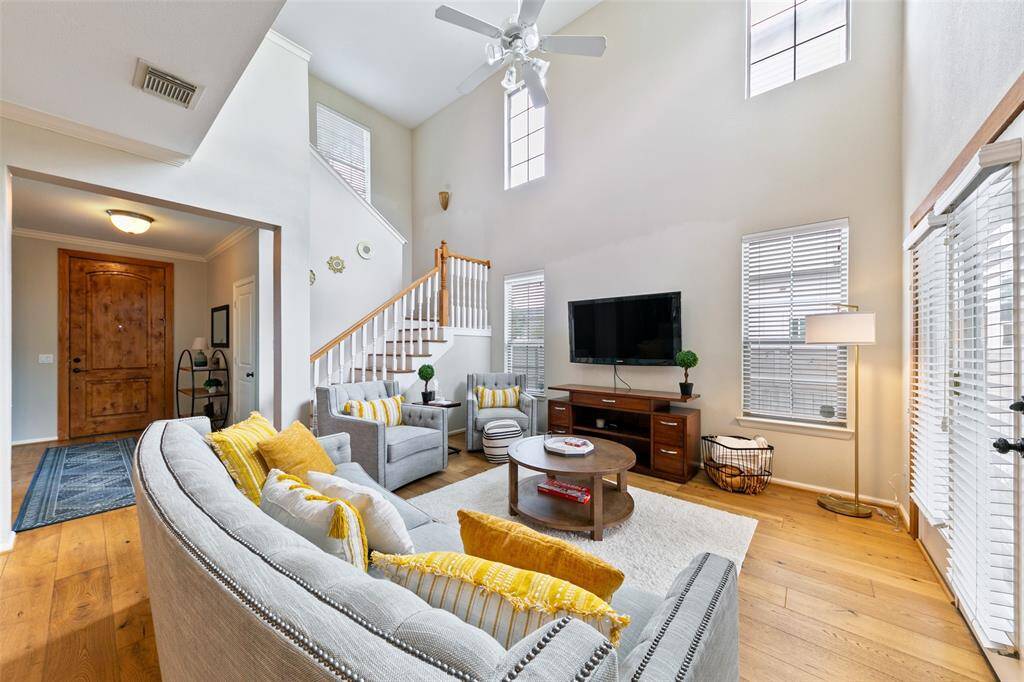 Enjoy spending all of your time in this fabulous living room.
