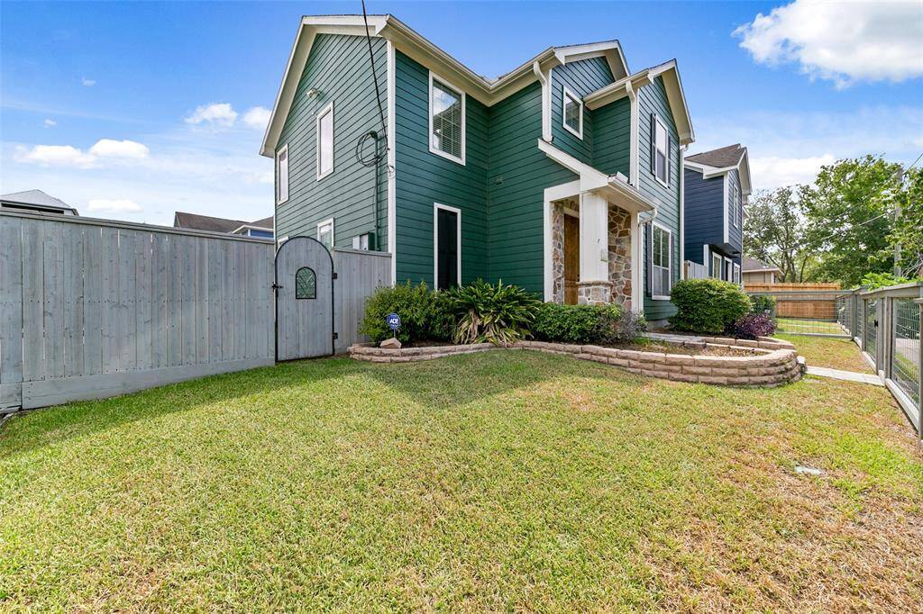 Large front yard. Additional parking on the street.