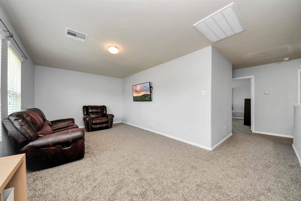 Lots of space here!