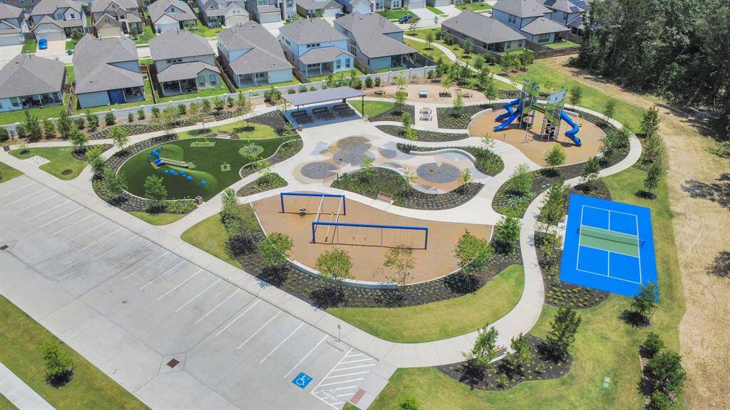 Amenities with low HOA fees.