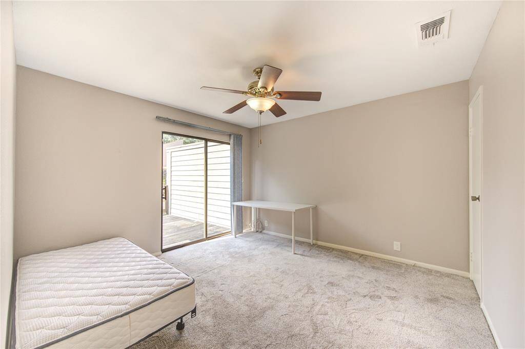 Bedroom#2 with balcony access