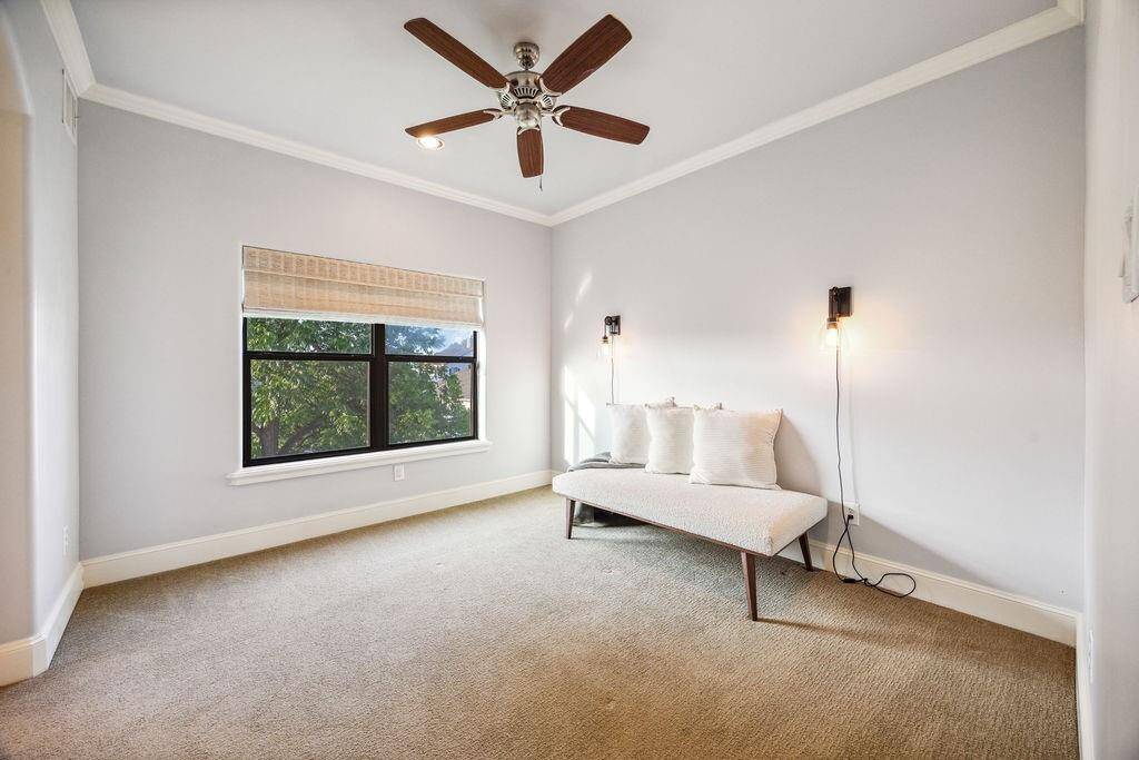 3rd Floor Guest bedroom
