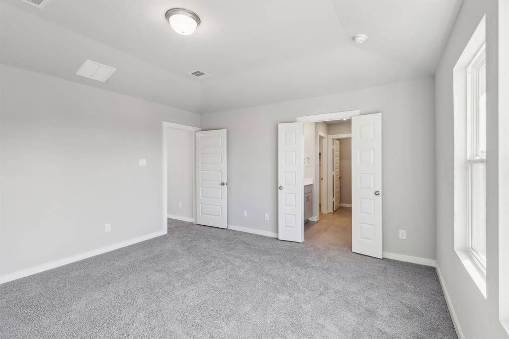 Photo is not of the actual home but is an inspirational photo of builder’s model home and may depict options, furnishings, and/or decorator features that are not included.
