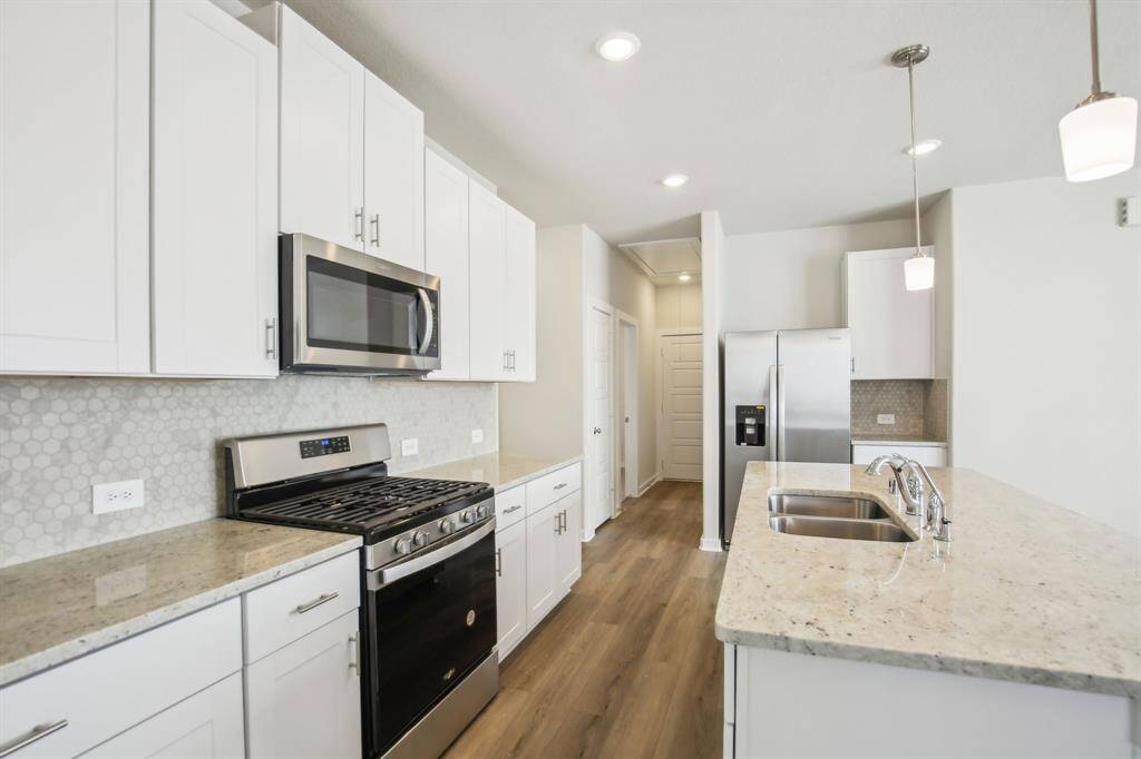 Photo is not of the actual home but is an inspirational photo of builder’s model home and may depict options, furnishings, and/or decorator features that are not included.