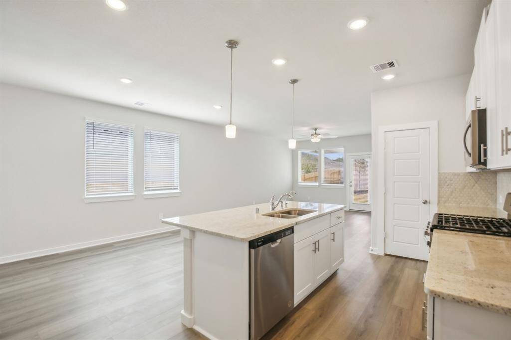 Photo is not of the actual home but is an inspirational photo of builder’s model home and may depict options, furnishings, and/or decorator features that are not included.