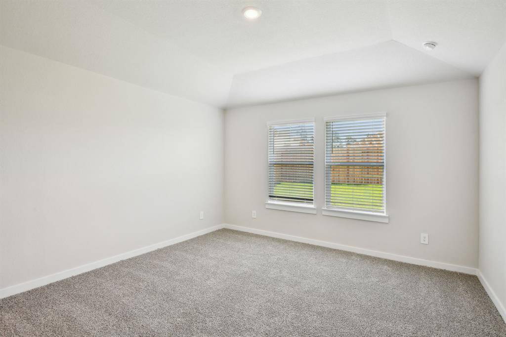 Photo is not of the actual home but is an inspirational photo of builder’s model home and may depict options, furnishings, and/or decorator features that are not included.
