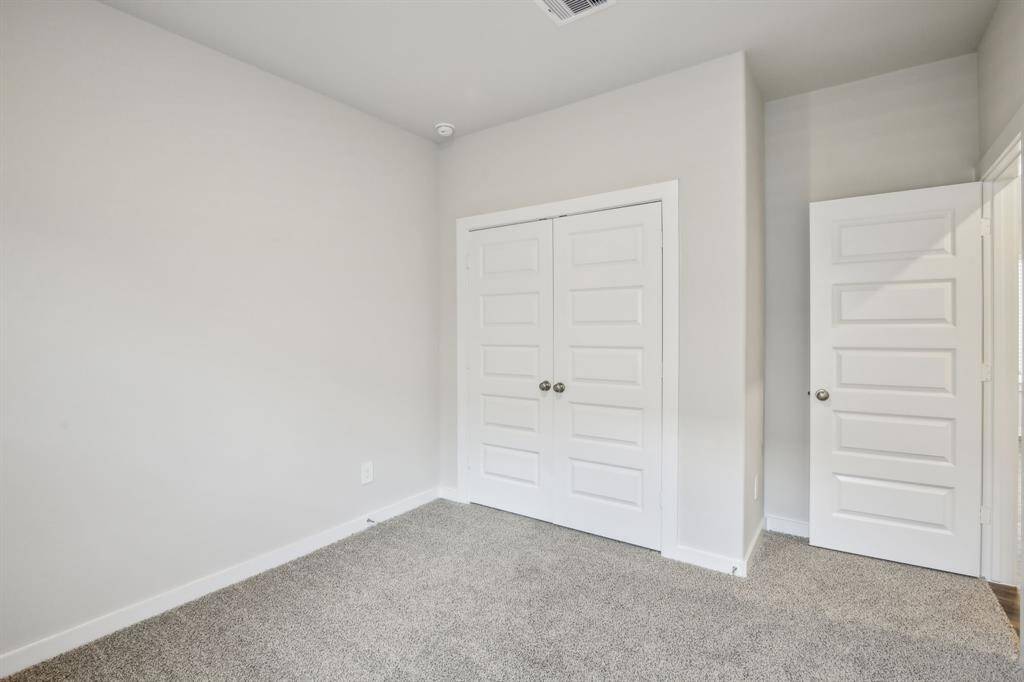 Photo is not of the actual home but is an inspirational photo of builder’s model home and may depict options, furnishings, and/or decorator features that are not included.